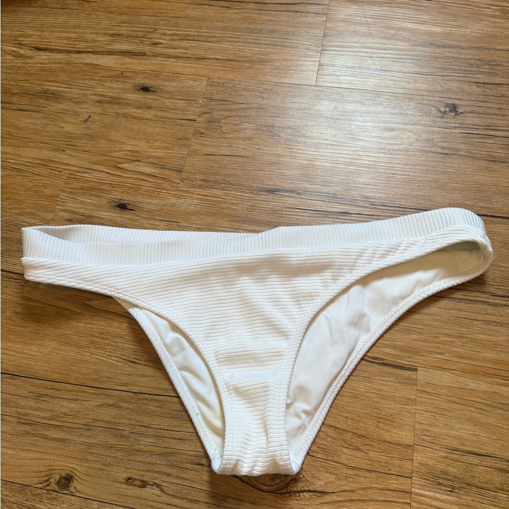 La Hearts Cream Ribbed Bikini Bottom